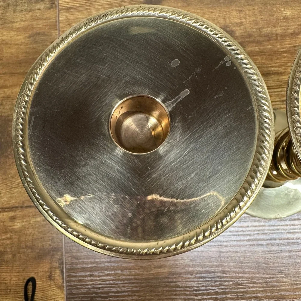 Vintage Brass Spiral Helix Candlestick Holders Pair Made in India Gold‎ 7.5 Inch